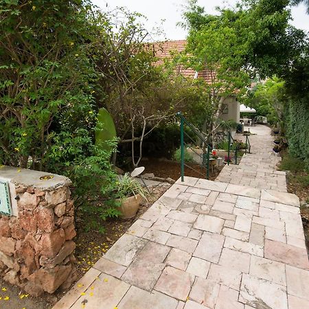Homey Suite In Zichron Yaakov Zikhron Ya'akov Exterior foto