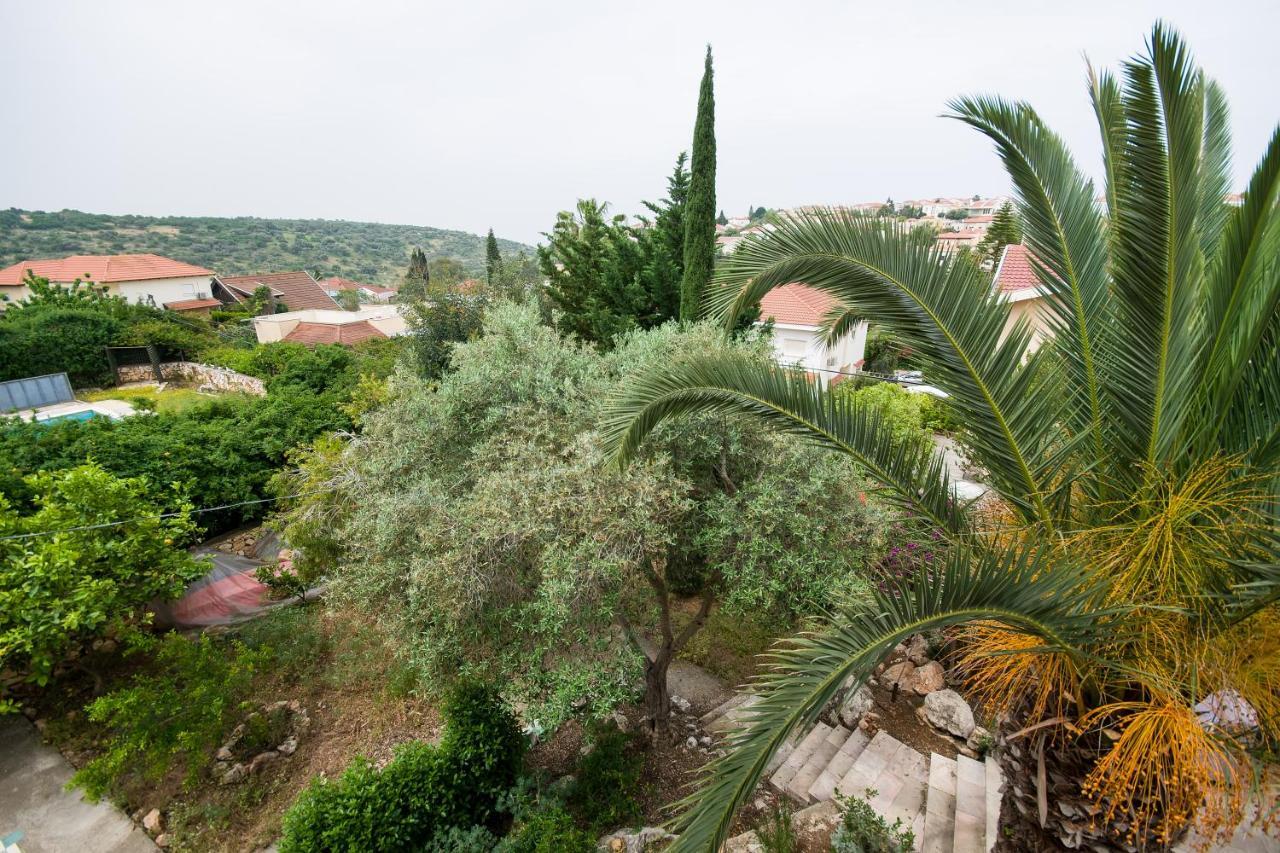 Homey Suite In Zichron Yaakov Zikhron Ya'akov Exterior foto